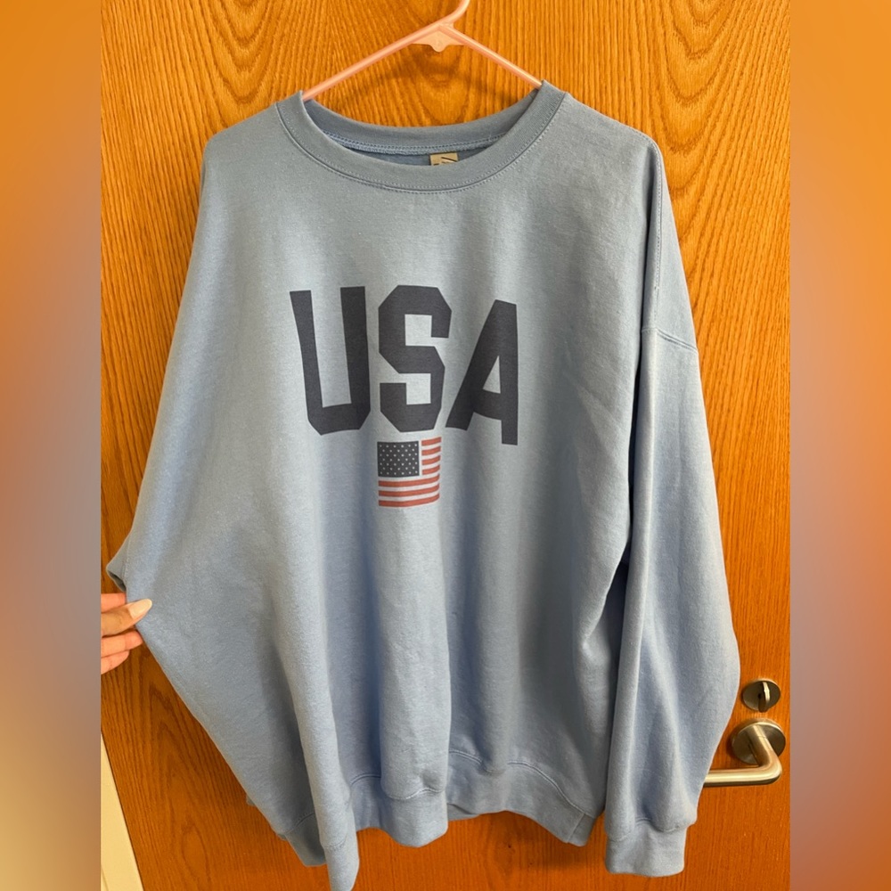 Blue crew neck sweater USA